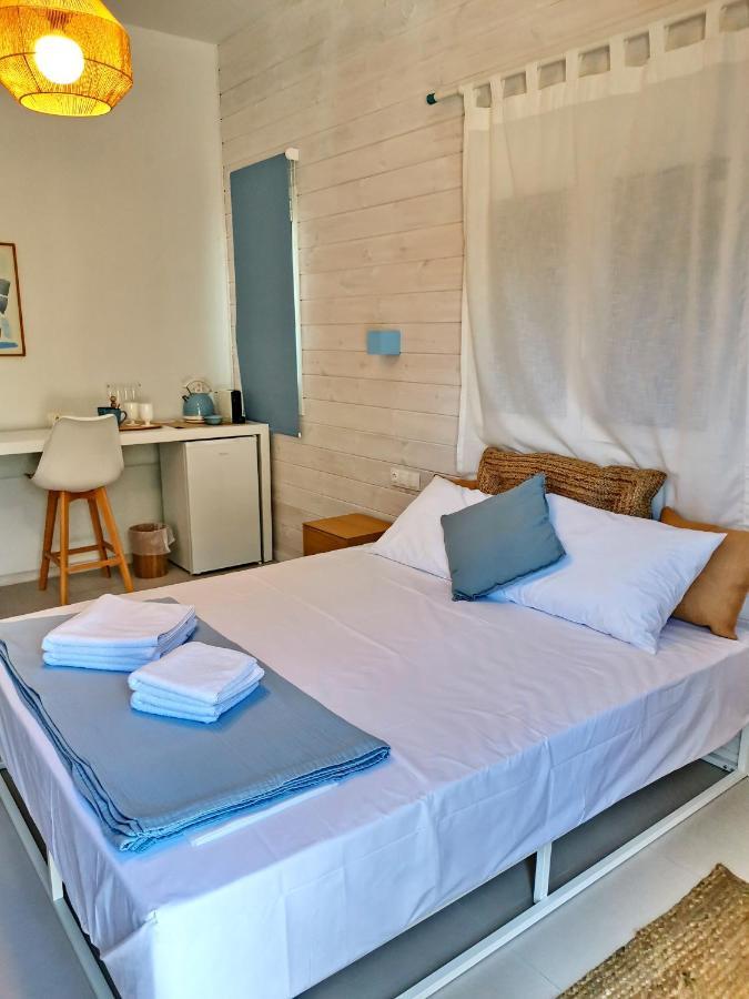 Sea And Sand Apartment Elafonissos Bagian luar foto