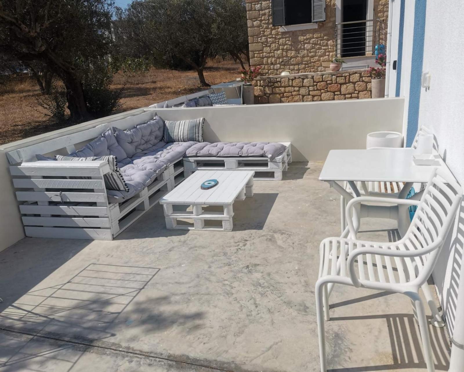 Sea And Sand Apartment Elafonissos Bagian luar foto